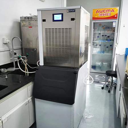 華豫兄弟300公斤實驗室制冰機交付上海某生物使
