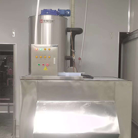 3噸不銹鋼片冰機(jī)交付漯河某食品廠使用