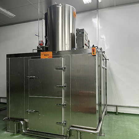 2臺5噸不銹鋼片冰機交付福建廈門某食品廠
