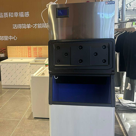 500公斤礦冰機交付鄭州某大型連鎖超市